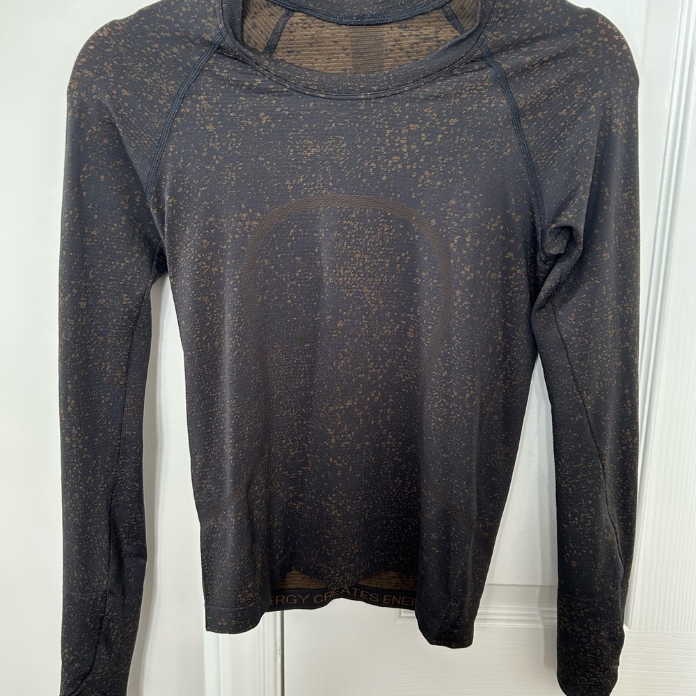 Lululemon Swiftly Tech Long-Sleeve Shirt 2.0 *Waist Length